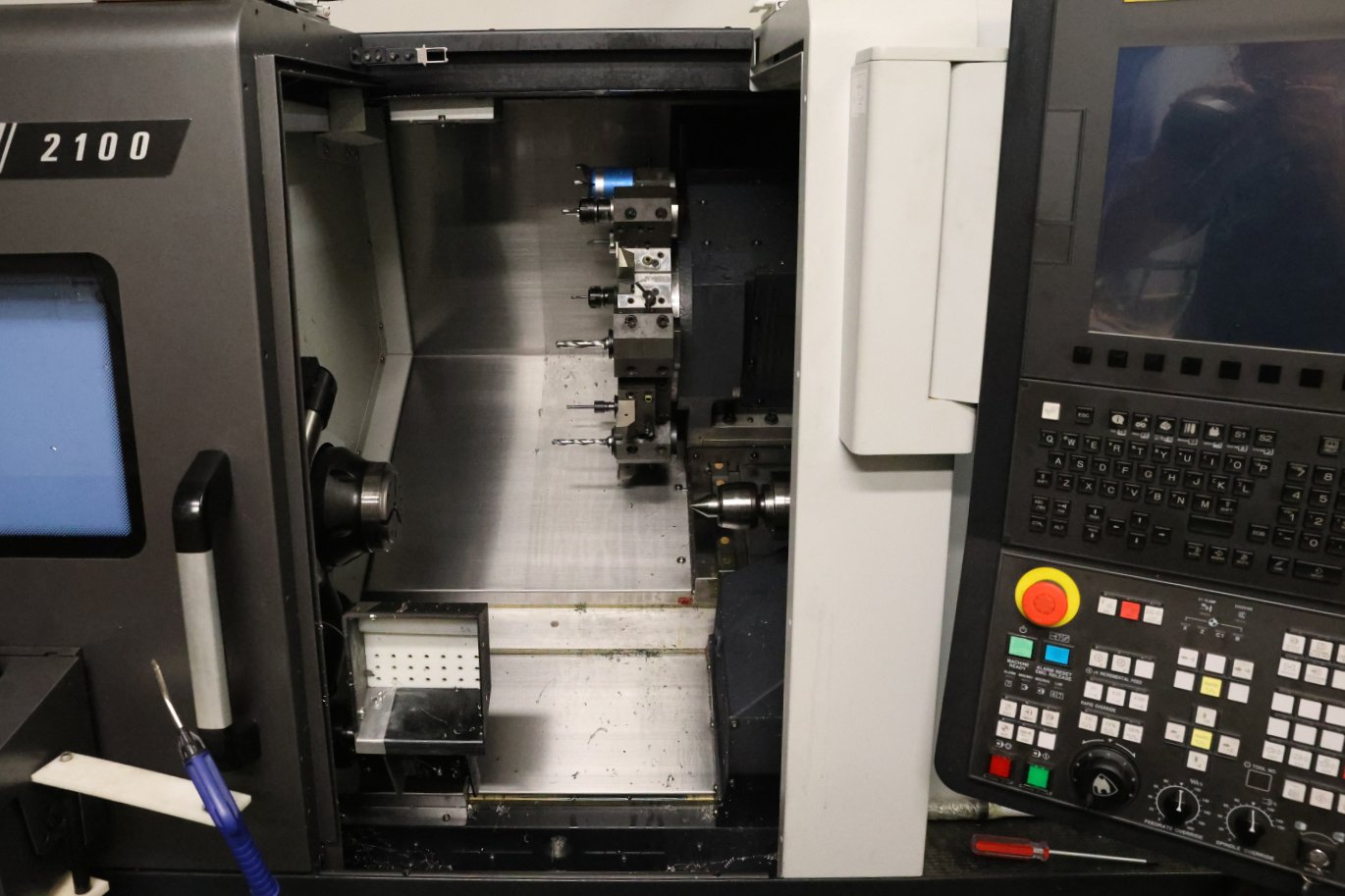 2023 DN Solutions Lynx 2100A